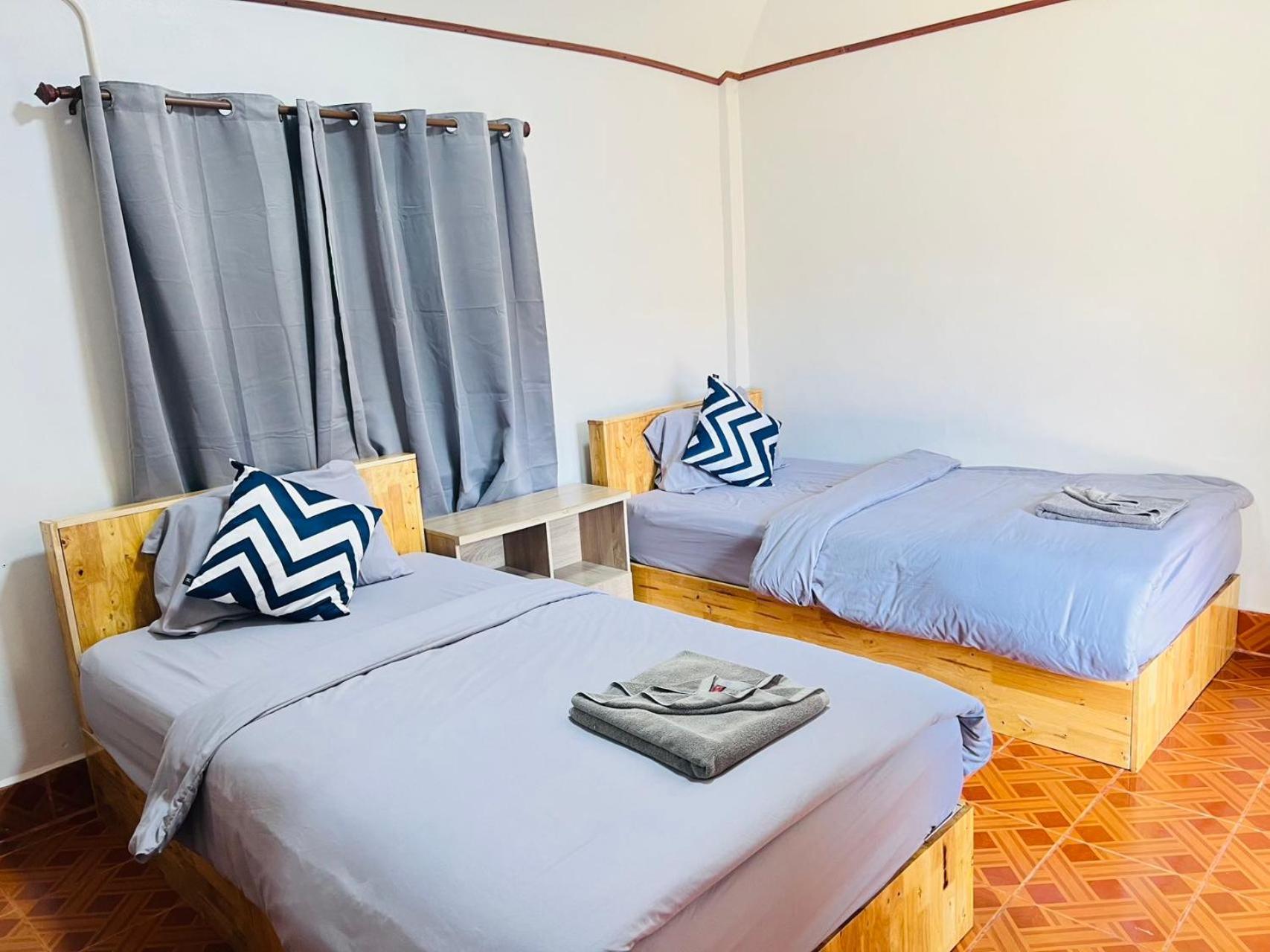 Lungwang Guest House Ban Rak Thai Buitenkant foto