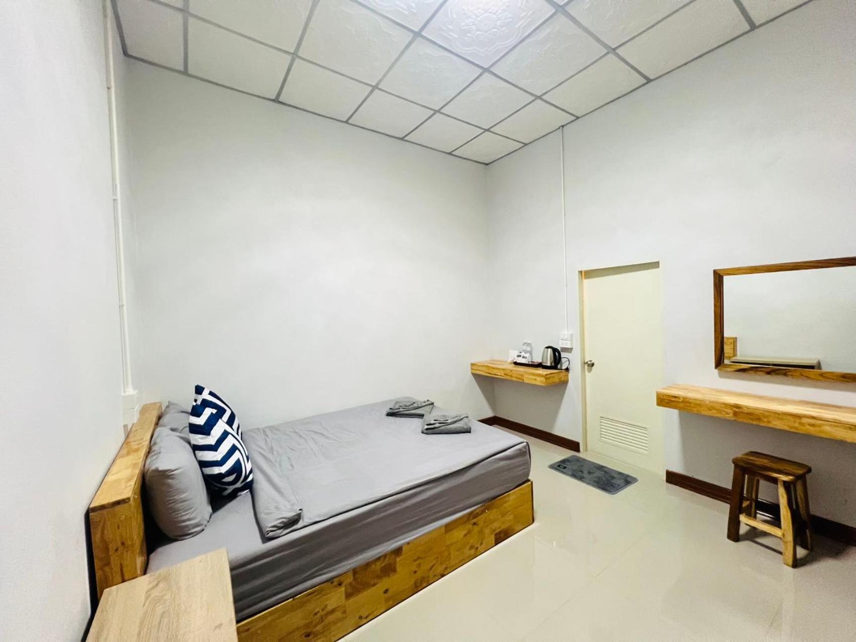 Lungwang Guest House Ban Rak Thai Buitenkant foto